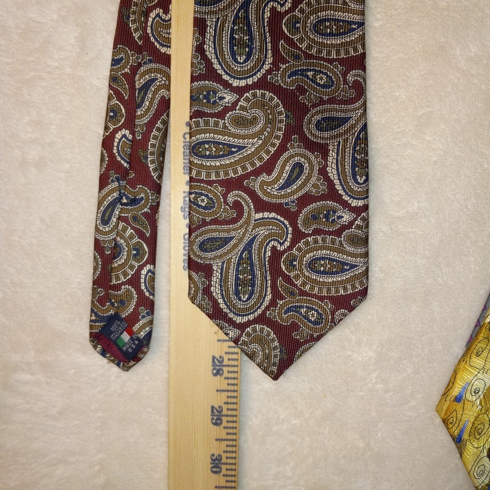 Vintage Austin Reed London-England Paisley 100% Italian Silk Tie Made In USA